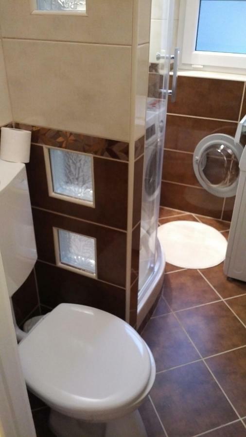 Heidi Apartman Szeged Extérieur photo